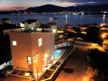 Incredibly nice modern villa with swimming pool on Ciovo, Trogir