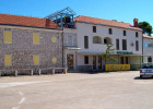 BUILDING WITH RESTAURANT, DISCO, KAFEE AND APARTMENTS IS LOCATED ON A WONDERFUL LOCATION ON THE SEAFRONT IN ZABLAĆE