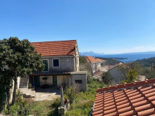 2 houses for renovation with a beautiful panoramic sea view - the island of Brac