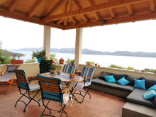 Charming stone house with a panoramic view of the sea near Zadar