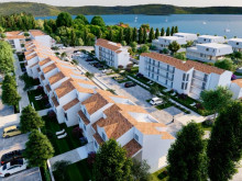 Spacious apartment with garden in a luxury resort 100 m from the sea - Sv. Filip Jakov