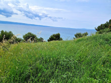 Attractive building plot 60 m from the beach in the vicinity of Split