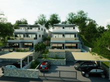 Luxury penthouse in a new building, first row by the beach in the vicinity of Šibenik