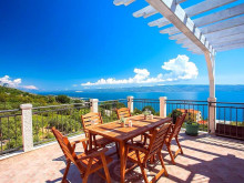 Exclusive villa with a panoramic view of the sea in the vicinity of Split